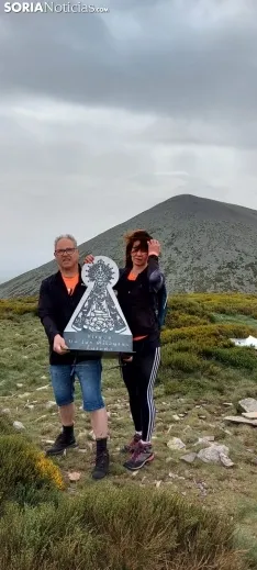Foto 11 - Fotos: la Asociaci&oacute;n Amigos del Moncayo sube al Moncayo una Virgen de los Milagros de chapa