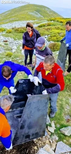 Foto 23 - Fotos: la Asociaci&oacute;n Amigos del Moncayo sube al Moncayo una Virgen de los Milagros de chapa
