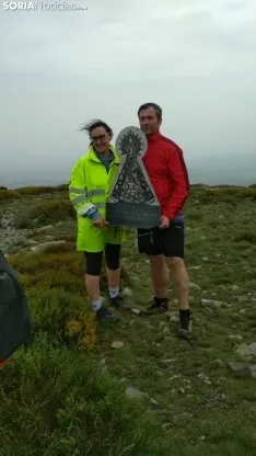 Foto 5 - Fotos: la Asociaci&oacute;n Amigos del Moncayo sube al Moncayo una Virgen de los Milagros de chapa