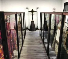 Museo de la Escuela y Eclesiástico de Castillejo de Robledo. /TITO CARAZO Y MV.
