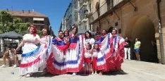 Foto 3 - Fotos: La comunidad latina de Soria celebra el d&iacute;a de la madre