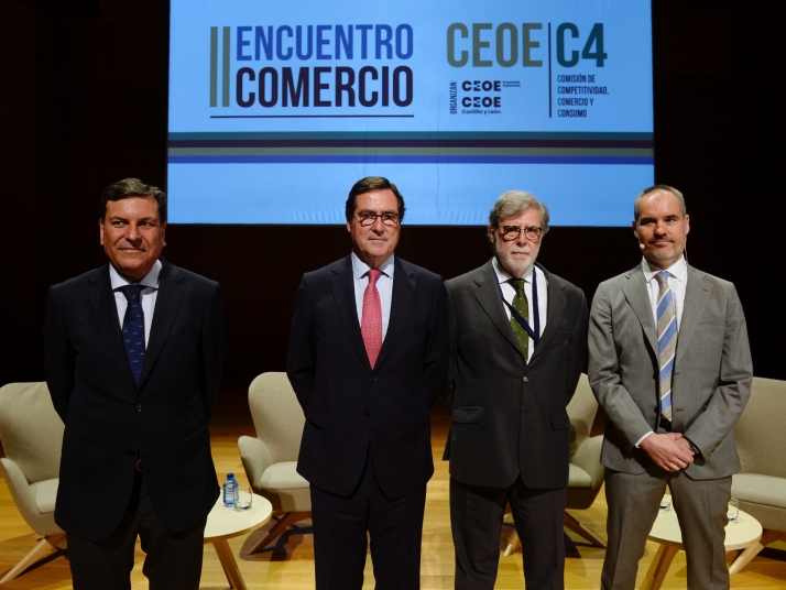 El sector del comercio se cita en Castilla y León para reivindicar su papel en la economía de España