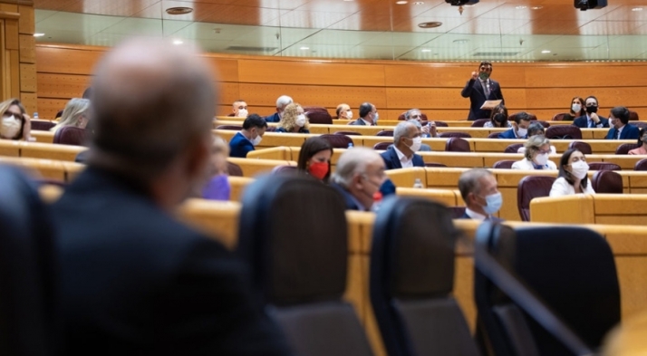 Vox pide al Estado una solución al problema de la exclusión financiera