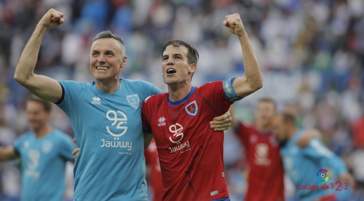 El exrojillo Iñigo Pérez se despide del Osasuna, acordándose de su paso por el Numancia