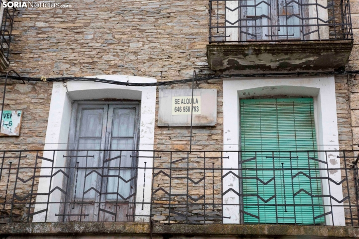 Serrano lamenta el problema del alquiler y la venta de inmuebles en los pueblos