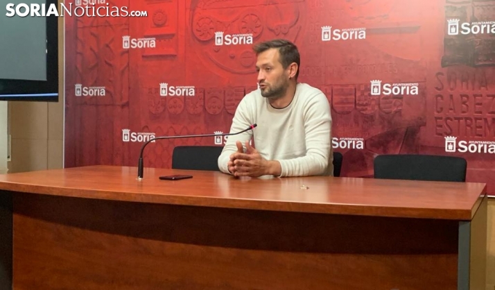 Salvador responde a las críticas del PP por la calle 9 de Los Pajaritos