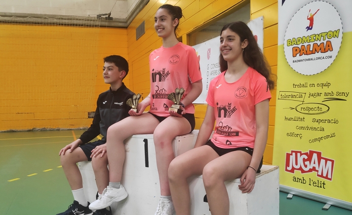 El Club Valonsadero Bádminton sigue sumando medallas