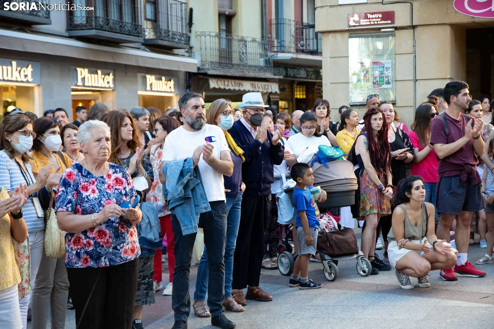Foto 9 - Soria clama contra el asesinato de este jueves