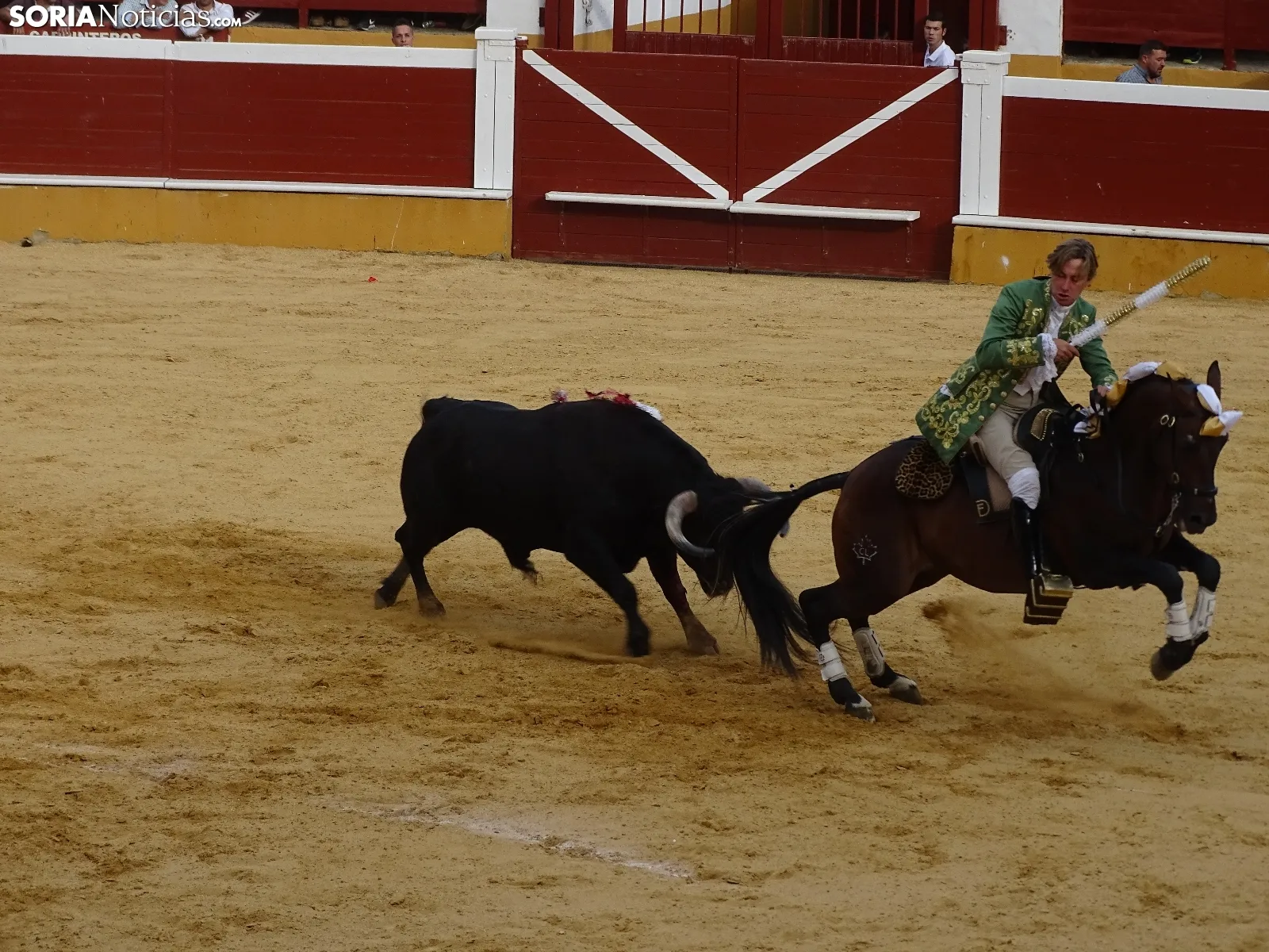 Una de las imágenes de esta tarde en la plaza de toros soriana. /SN