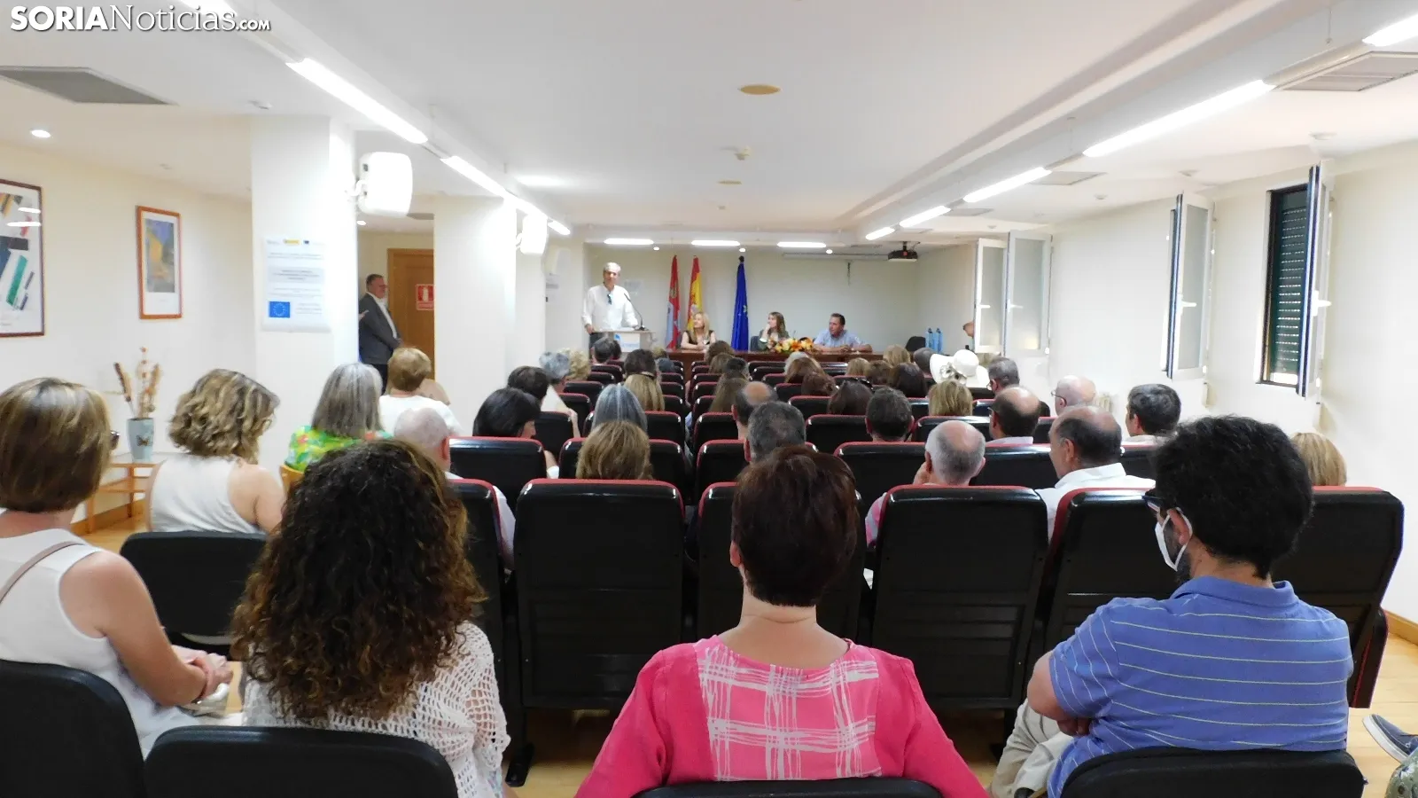 Foto 2 - En im&aacute;genes: Un homenaje a la carrera de 120 docentes sorianos