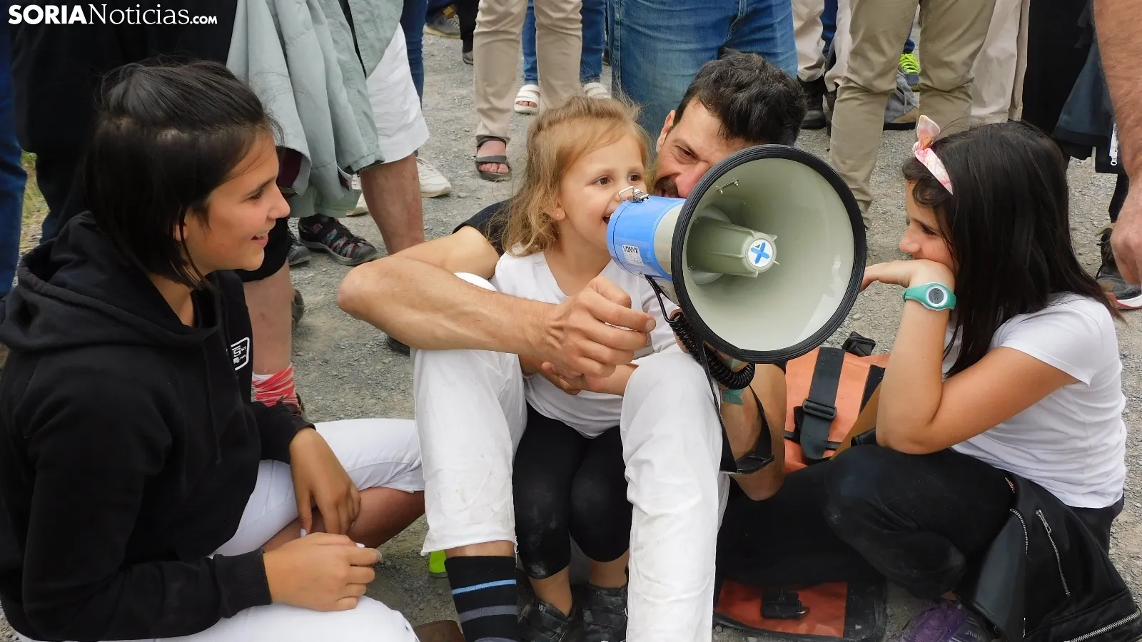 Movilización en Noviercas contra la macrogranja. /SN