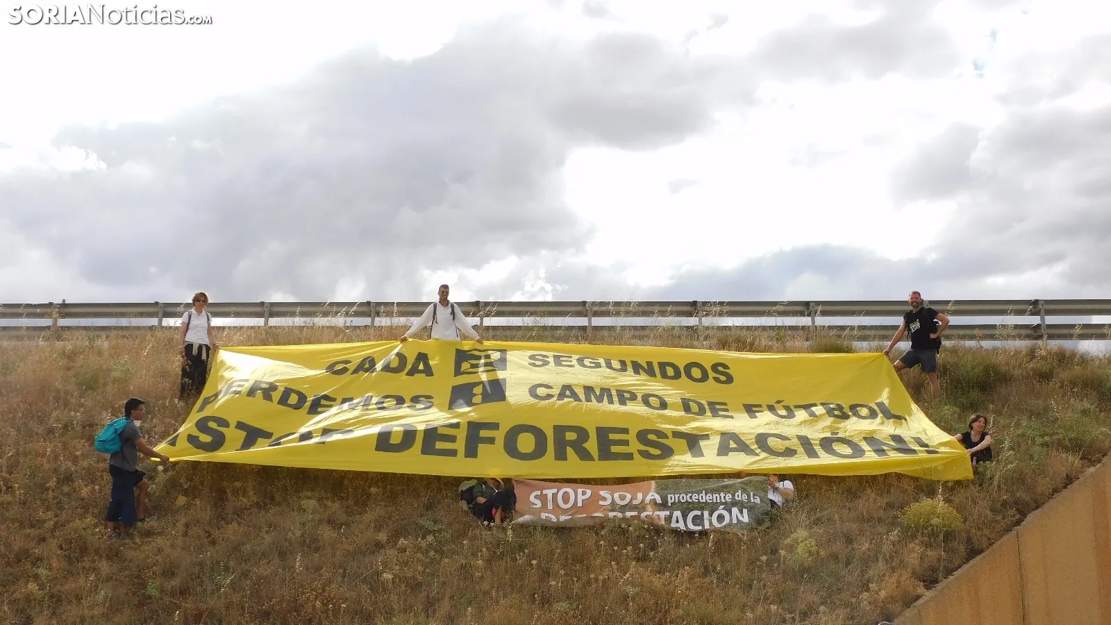 Movilización en Noviercas contra la macrogranja. /SN