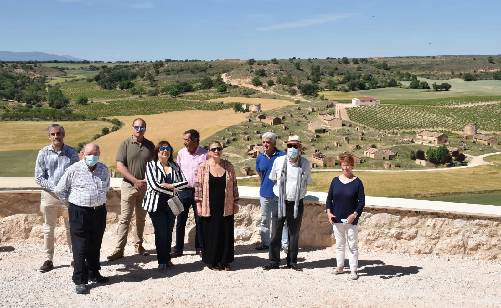 Una imagen de la visita oficial a Atauta. /Jta.