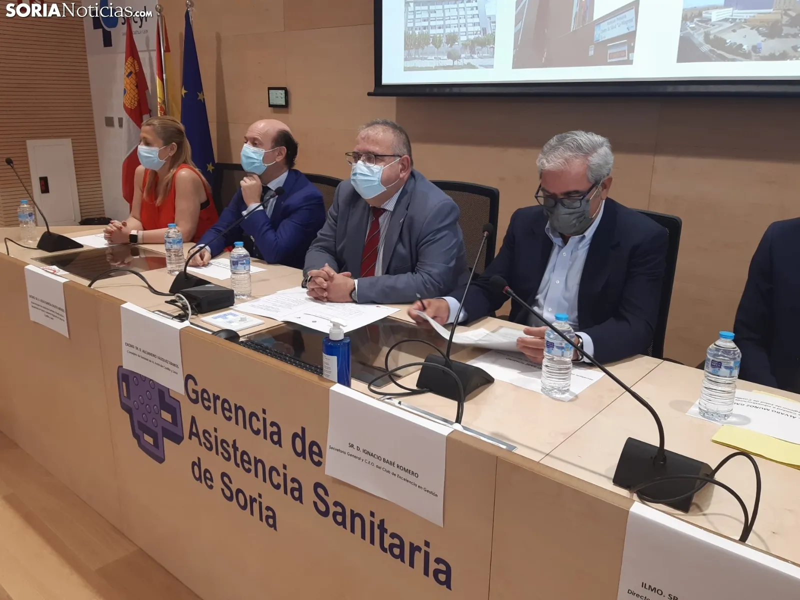 Entrega del sello EFQM 600 a la gerencia sanitaria de Soria.