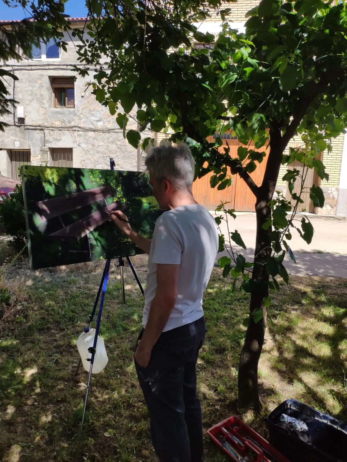 Foto 10 - Ra&uacute;l Gil se lleva el concurso de pintura de Valdelagua