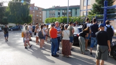 Fotos: cientos de opositores llegan a Soria para examinarse en el IES Castilla