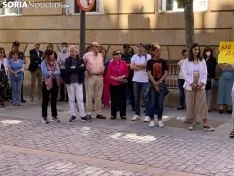 Foto 16 - En im&aacute;genes: Soria condena de manera un&aacute;nime el asesinato machista producido esta madrugada