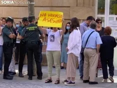 Foto 19 - En im&aacute;genes: Soria condena de manera un&aacute;nime el asesinato machista producido esta madrugada