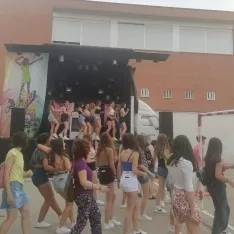 Foto 4 - Alrededor de 400 personas celebraron el 40 aniversario del IES Polit&eacute;cnico