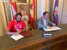 Foto 4 - El Numantino y Las Celt&iacute;beras no se ponen barreras en su homenaje en la Diputaci&oacute;n