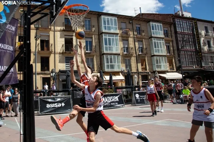 3x3 Street Basket Tour Soria / Maria Ferrer