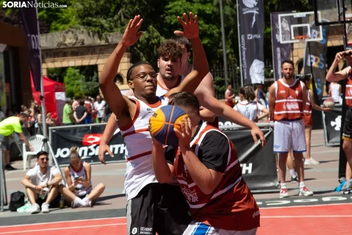 3x3 Street Basket Tour Soria / Maria Ferrer