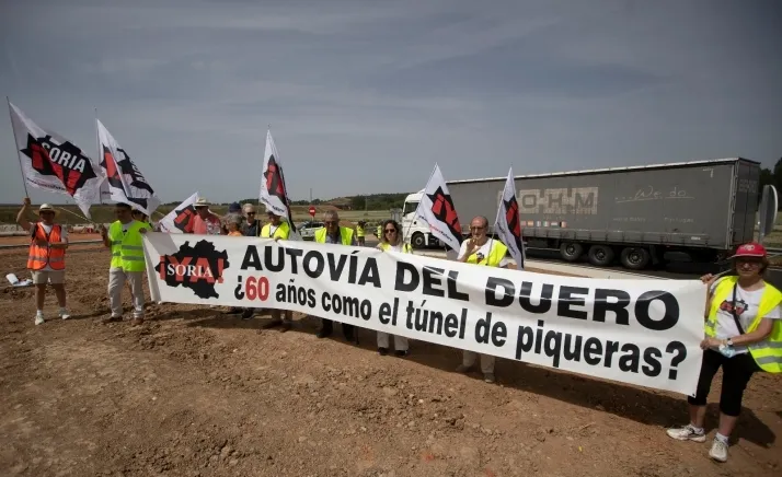 En im&aacute;genes: Ahora nadie quiere perderse la foto de la Autov&iacute;a del Duero