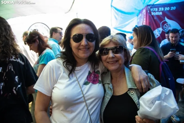 Desencajonamiento chiringuitos / Maria Ferrer