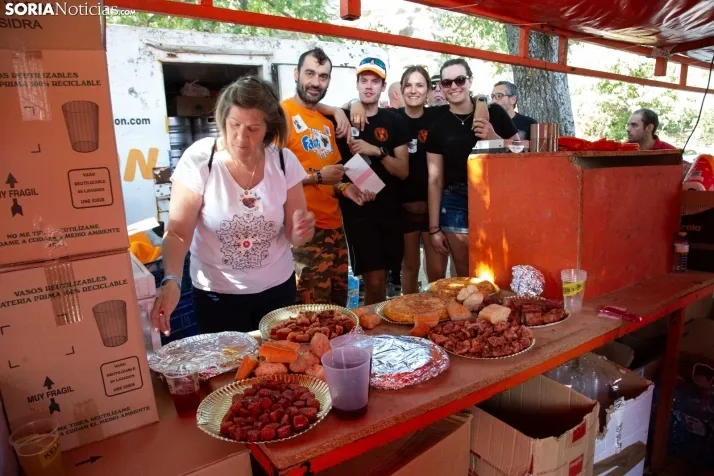Cálido ambiente en los chiringuitos / Maria Ferrer