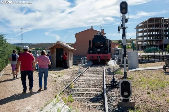 Homenaje al tren en Arcos