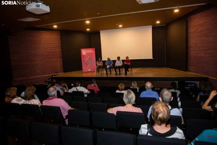 Homenaje al tren en Arcos