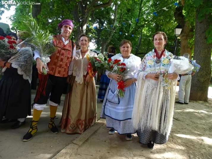 Una imagen de la ofrenda floral en Ágreda este viernes. /PC