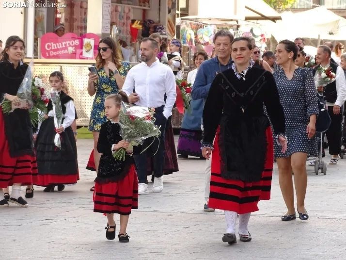 Una imagen de la ofrenda floral en Ágreda este viernes. /PC