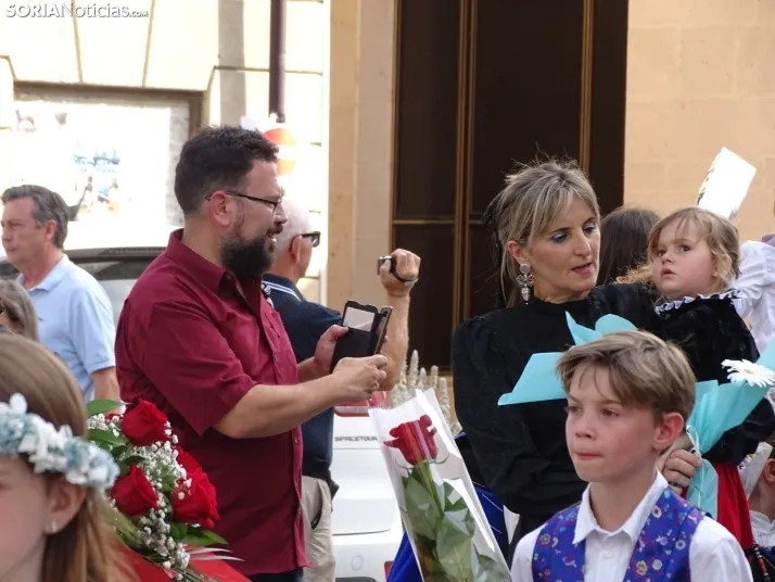 Una imagen de la ofrenda floral en Ágreda este viernes. /PC