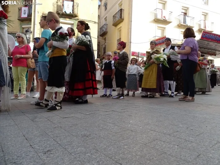 Una imagen de la ofrenda floral en Ágreda este viernes. /PC