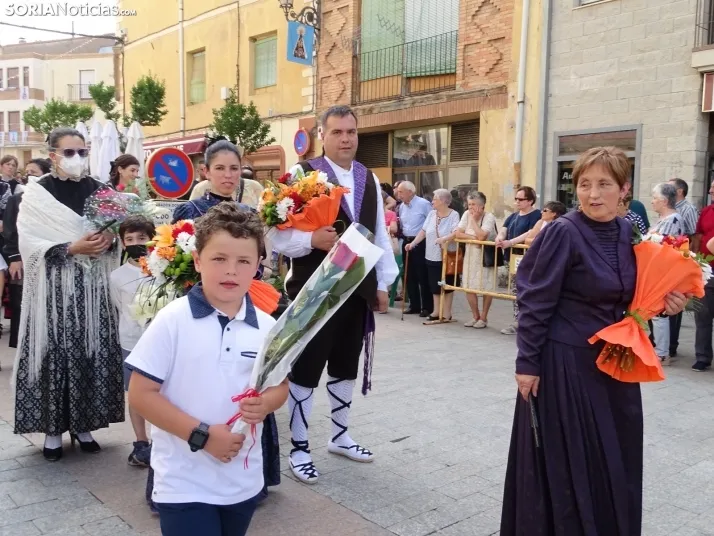 Una imagen de la ofrenda floral en Ágreda este viernes. /PC