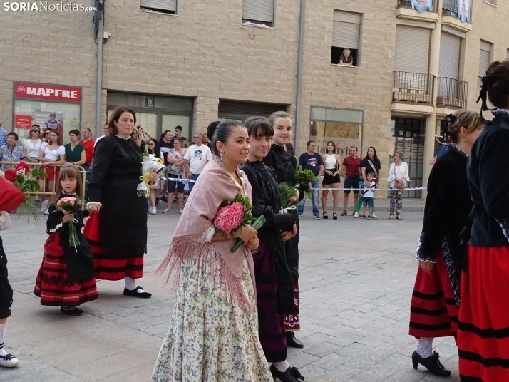 Una imagen de la ofrenda floral en Ágreda este viernes. /PC