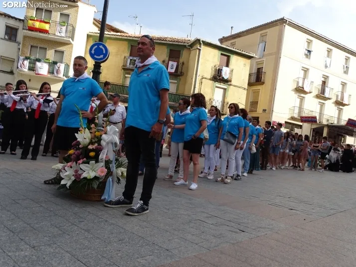 Una imagen de la ofrenda floral en Ágreda este viernes. /PC