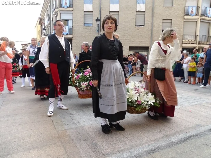 Una imagen de la ofrenda floral en Ágreda este viernes. /PC