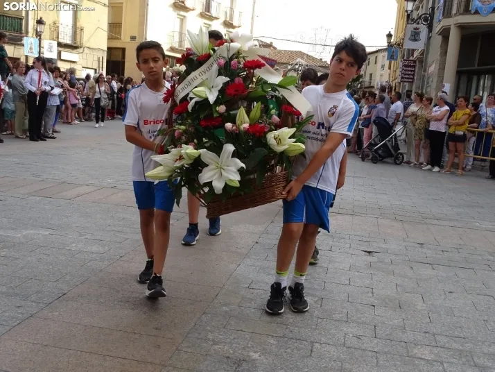 Una imagen de la ofrenda floral en Ágreda este viernes. /PC