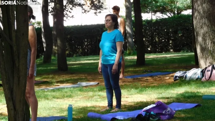 Fotos: La Dehesa se llena de paz para celebrar el D&iacute;a Internacional del Yoga