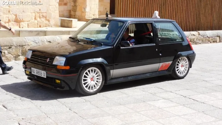 Fotos: Soria, para&iacute;so para los amantes de los Renault cl&aacute;sicos