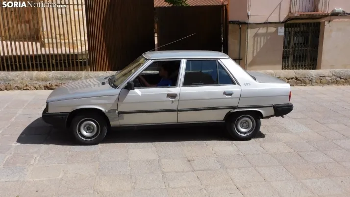Fotos: Soria, para&iacute;so para los amantes de los Renault cl&aacute;sicos