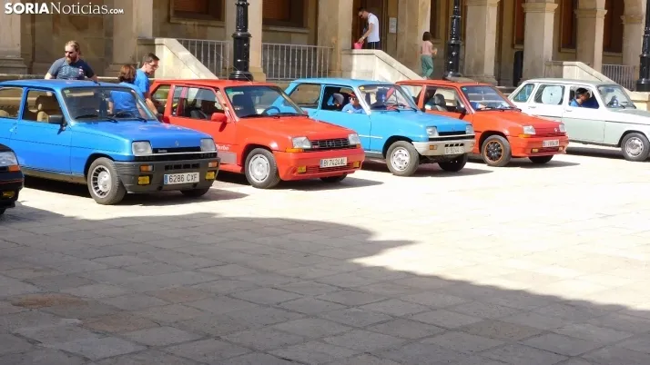 Fotos: Soria, para&iacute;so para los amantes de los Renault cl&aacute;sicos