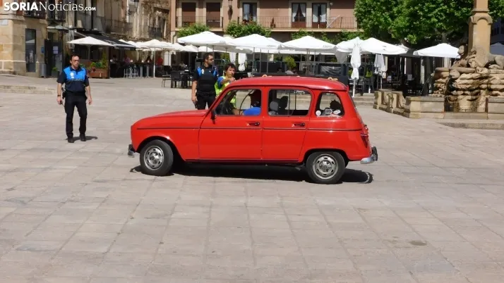 Fotos: Soria, para&iacute;so para los amantes de los Renault cl&aacute;sicos