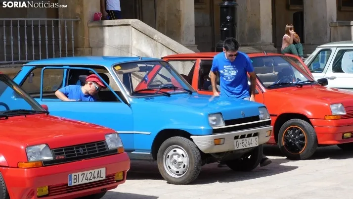 Fotos: Soria, para&iacute;so para los amantes de los Renault cl&aacute;sicos