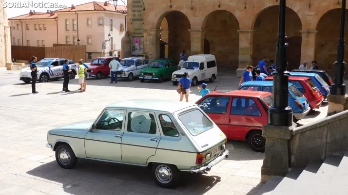 Fotos: Soria, para&iacute;so para los amantes de los Renault cl&aacute;sicos