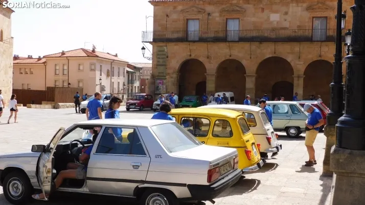Fotos: Soria, para&iacute;so para los amantes de los Renault cl&aacute;sicos