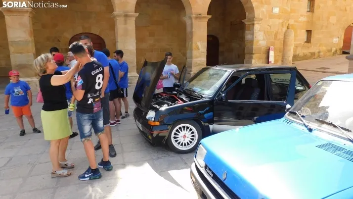 Fotos: Soria, para&iacute;so para los amantes de los Renault cl&aacute;sicos