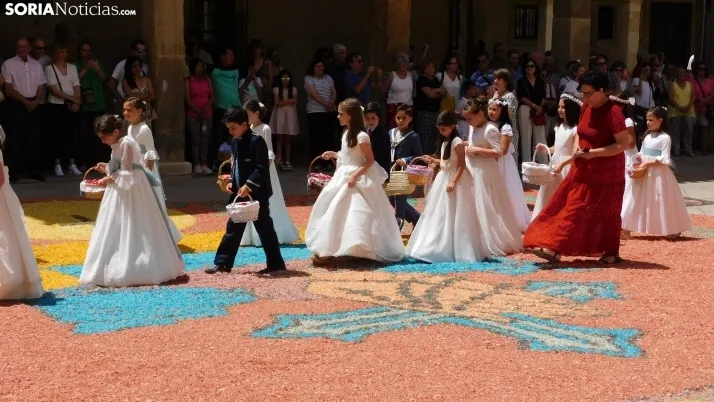 Fotos: el Corpus Christi m&aacute;s resplandeciente regresa a El Burgo de Osma